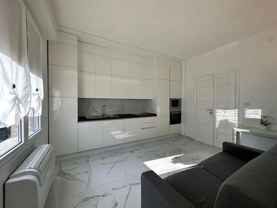 Suite Aurora Luxury In The Center Of Sanremo Eksteriør bilde