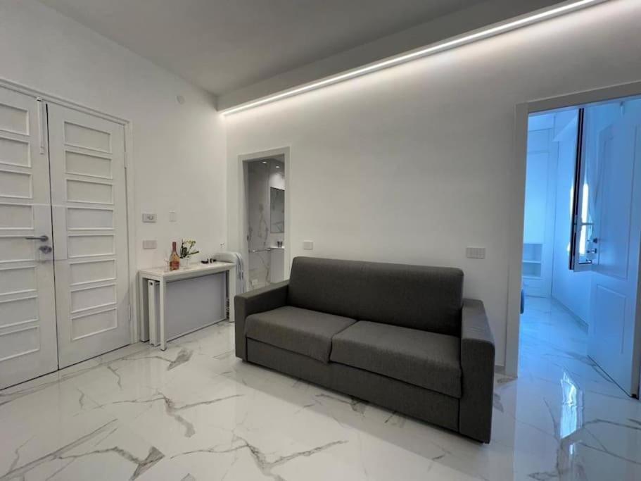 Suite Aurora Luxury In The Center Of Sanremo Eksteriør bilde