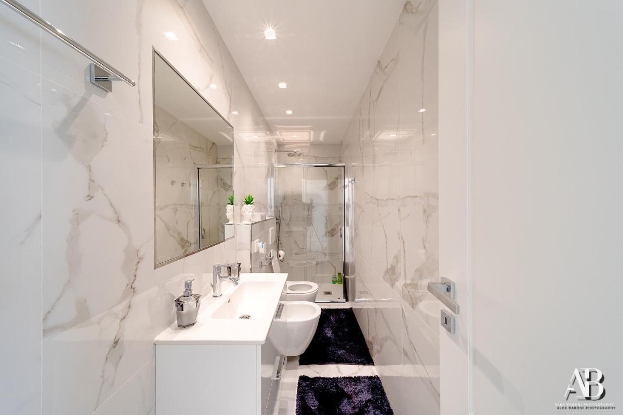 Suite Aurora Luxury In The Center Of Sanremo Eksteriør bilde