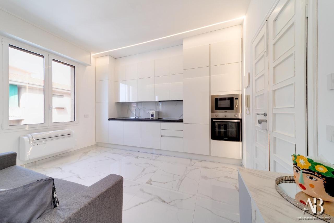 Suite Aurora Luxury In The Center Of Sanremo Eksteriør bilde